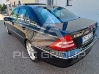 2006 Mercedes Benz 320