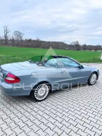 2006 Mercedes Benz CLK 320