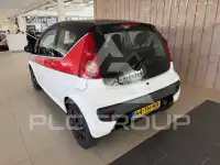 2006 Peugeot 107