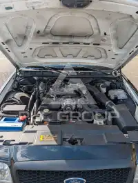 2006 Ford CROWN