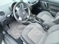 2006 Volkswagen BEETLE