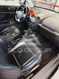 2006 Volkswagen BEETLE
