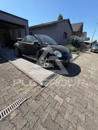2006 Volkswagen BEETLE