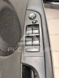 2008 BMW 318