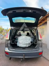 2008 Mazda 5