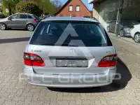 2008 Mercedes Benz E 200