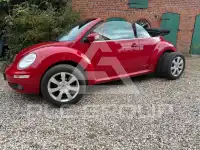 2008 Volkswagen BEETLE