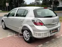 2008 Opel Astra