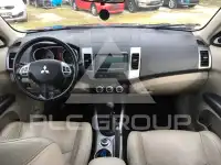 2009 Mitsubishi OUTLANDER