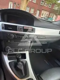 2009 BMW 320