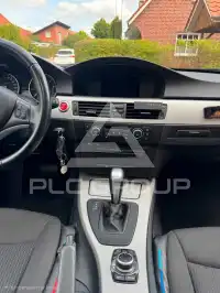 2009 BMW 320
