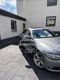 2009 BMW 320