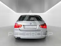 2009 BMW 320