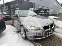 2009 BMW 320