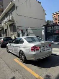2009 BMW 320