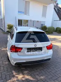 2009 BMW 320