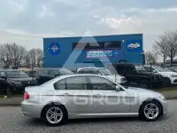2009 BMW 320
