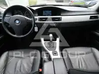 2009 BMW 320