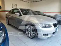 2009 BMW 320