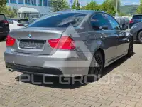 2009 BMW 320