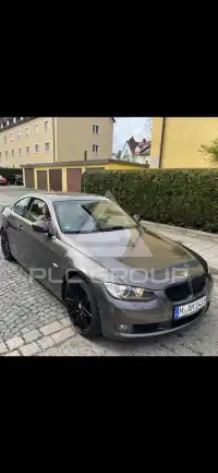 2009 BMW 330