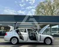 2009 BMW 318