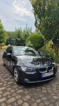 2009 BMW 324