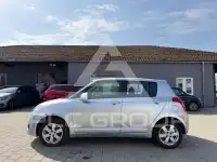 2009 Suzuki SWIFT
