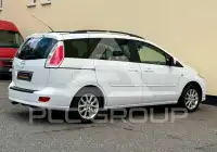 2009 Mazda 5