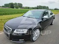 2009 Audi S8