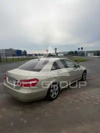 2009 Mercedes Benz E 250