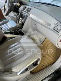 2009 Mercedes Benz R 320