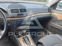 2009 Mercedes Benz E 200