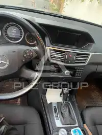 2009 Mercedes Benz E 200