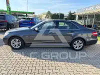 2009 Mercedes Benz E 200