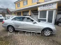2009 Mercedes Benz E 200