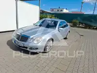 2009 Mercedes Benz E 200