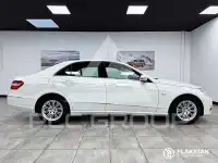 2009 Mercedes Benz E 200