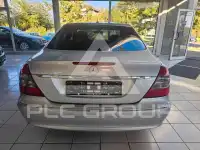 2009 Mercedes Benz E 200