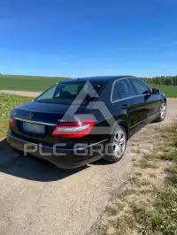 2009 Mercedes Benz E 200