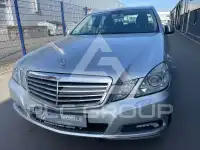 2009 Mercedes Benz E 200