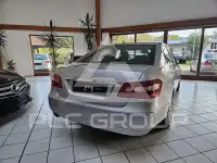 2009 Mercedes Benz E 200