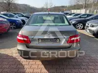 2009 Mercedes Benz E 220