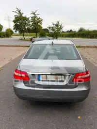 2009 Mercedes Benz E 220