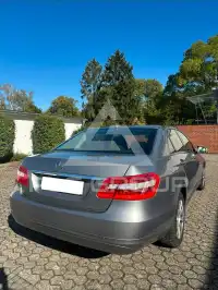2009 Mercedes Benz E 220