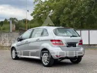 2009 Mercedes Benz B 180