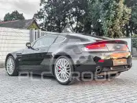 2009 Aston Martin V8