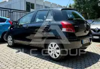 2009 Toyota YARIS