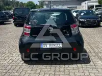 2009 Toyota IQ