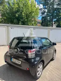 2009 Toyota IQ
